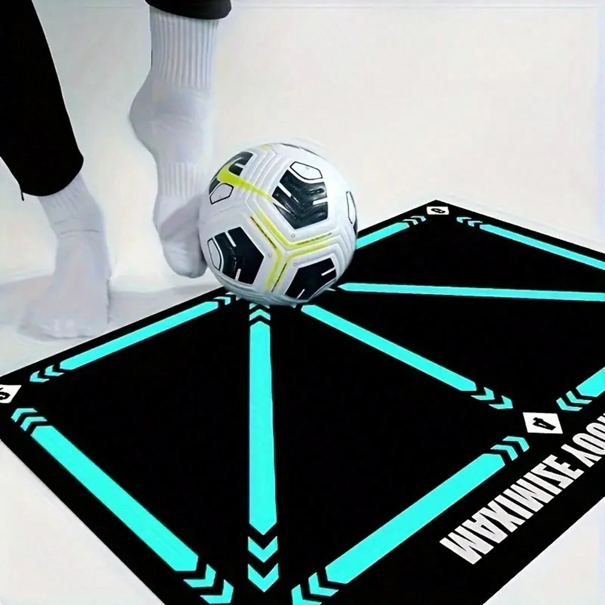 FootMaster Rutschfeste Fußball Training Matte – Perfekt für effektives Training zu Hause