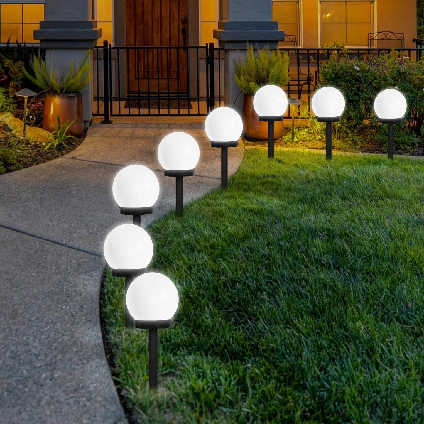Variant image for Runde LED-Solargartenleuchte – Energieeffiziente und Stilvolle Gartenbeleuchtung mit Automatischer Lichtsteuerung-3