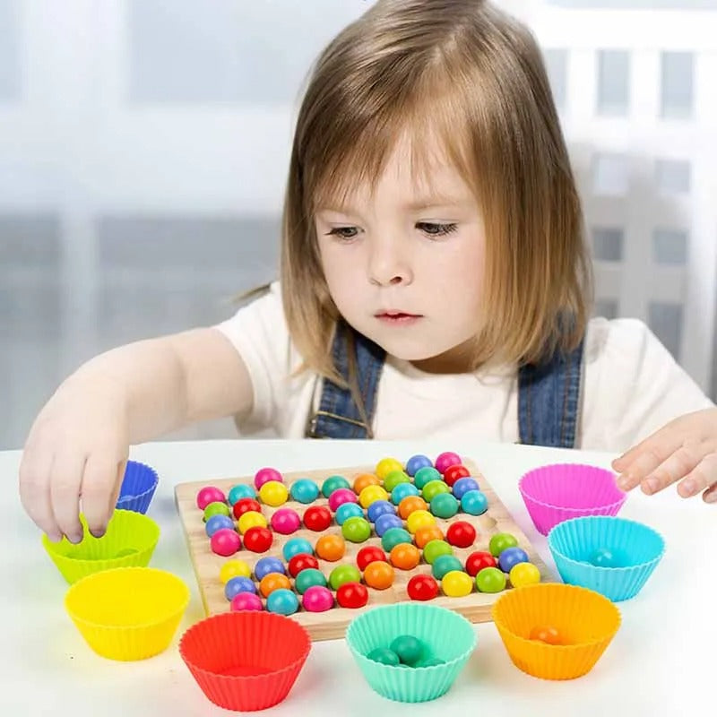 Colormatch – Montessori Perlensortierspiel aus Holz zur Förderung von Farben & Zählen