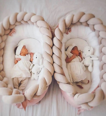 SnuggleNest – Gewebtes Babykopfkissen für sicheren und erholsamen Schlaf