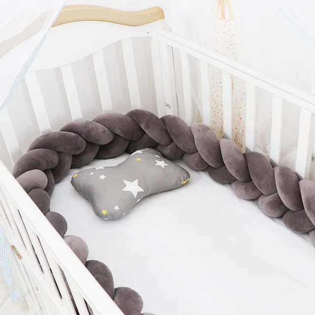 SnuggleNest – Gewebtes Babykopfkissen für sicheren und erholsamen Schlaf