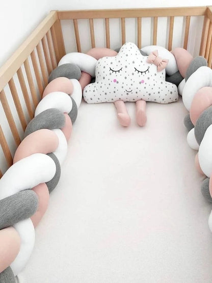 SnuggleNest – Gewebtes Babykopfkissen für sicheren und erholsamen Schlaf