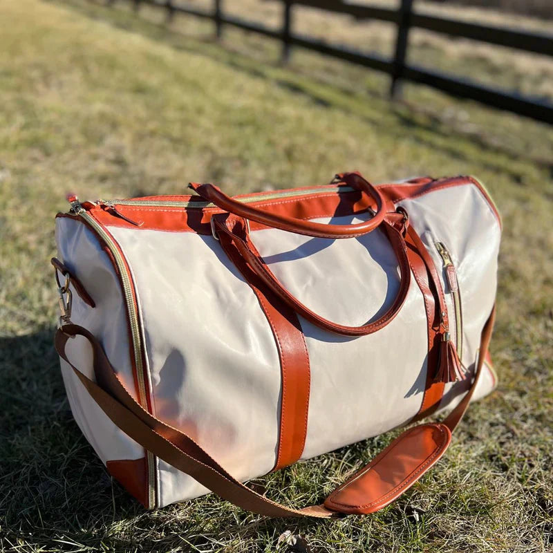 GARMENTGO Travel Bag – Faltbare Kleiderschutztasche aus PU-Leder für faltenfreies Reisen mit Stil