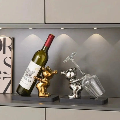 BEARWINE Rack – Verspieltes Keramik-Weinregal im Bärendesign für stilvolle Flaschenaufbewahrung