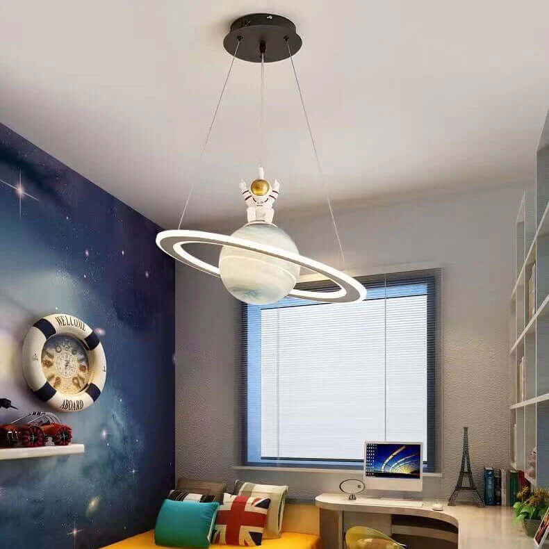 LED Planet Hanging Lamp – Fantasievolle Kinderzimmerlampe im Planeten-Design