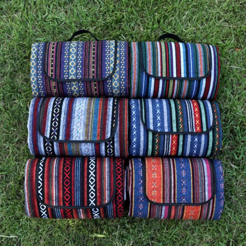 CAMPVIBE BLANKET – Wasserdichte Picknickmatte im Ethno-Stil für Camping & Outdoor-Komfort