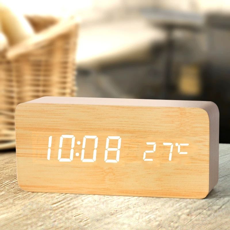 TimberGlow LED Wecker – Digital & Stilvoll im natürlichen Holzdesign