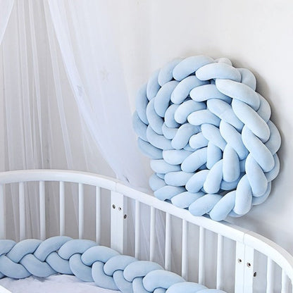 SnuggleNest – Gewebtes Babykopfkissen für sicheren und erholsamen Schlaf
