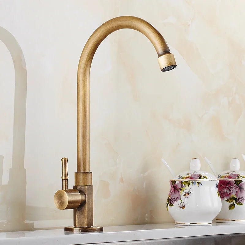 Elegante Schwan Hals Küchenarmaturen aus antikem Messing-2