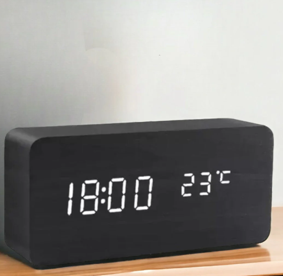 Variant image for LED-Holzuhr mit Sprachsteuerung – Moderne Holzdesign Uhr mit Klarer LED-Anzeige-5