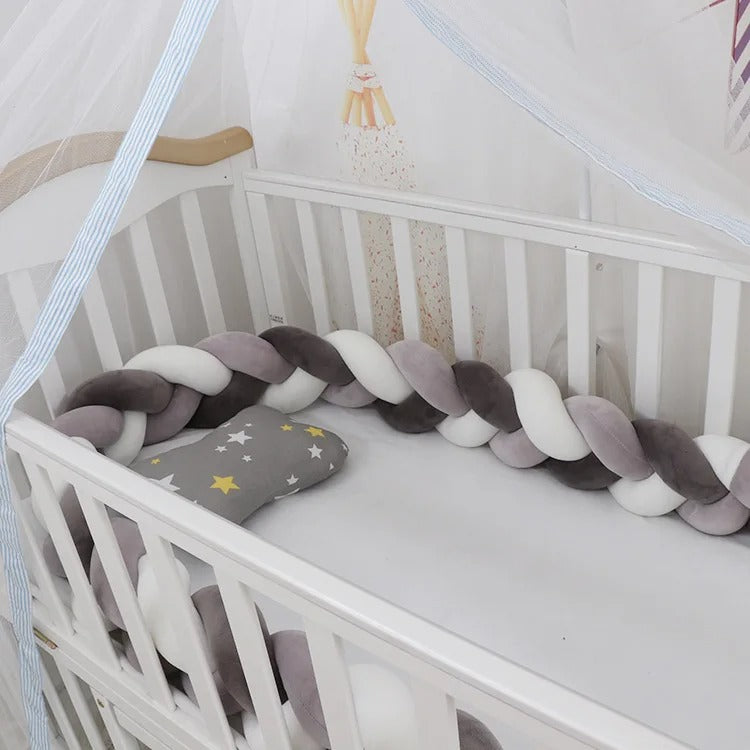 SnuggleNest – Gewebtes Babykopfkissen für sicheren und erholsamen Schlaf