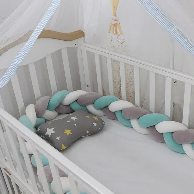 SnuggleNest – Gewebtes Babykopfkissen für sicheren und erholsamen Schlaf