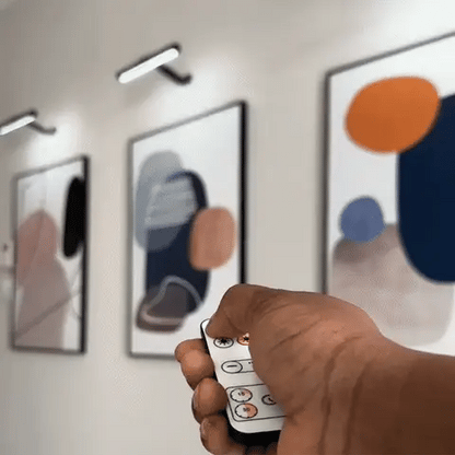 ArtGlow Drehbare LED-Wandleuchte – Kabellos & Stilvoll für jede Galerie-Wand