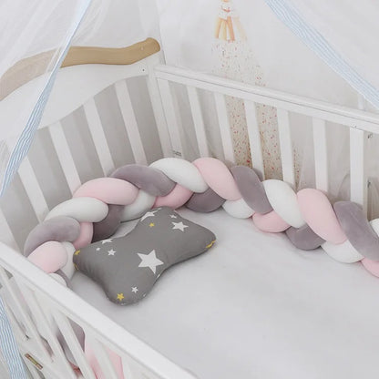 SnuggleNest – Gewebtes Babykopfkissen für sicheren und erholsamen Schlaf