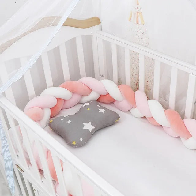 SnuggleNest – Gewebtes Babykopfkissen für sicheren und erholsamen Schlaf