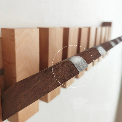 Wooden Wall Hook – Faltbarer Wandhaken aus Holz für stilvolle Ordnung